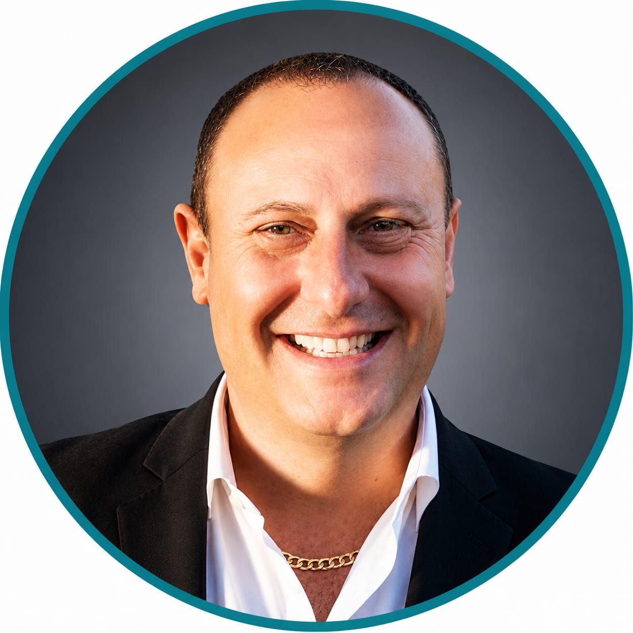 Glen Clarkson, Senior Villa Consultant at Saraya Beach Resort Lombok